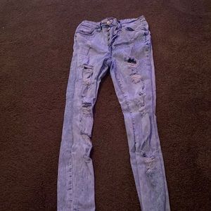 Ripped jeans. Brand: hot kiss Size: 7